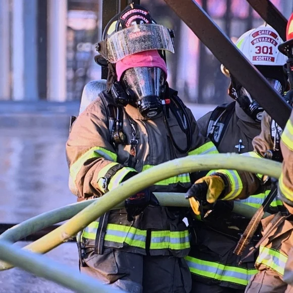 ⭐️SHOW NOTIFICATION-Like to be Notified⭐️ - Picture 10 of 17